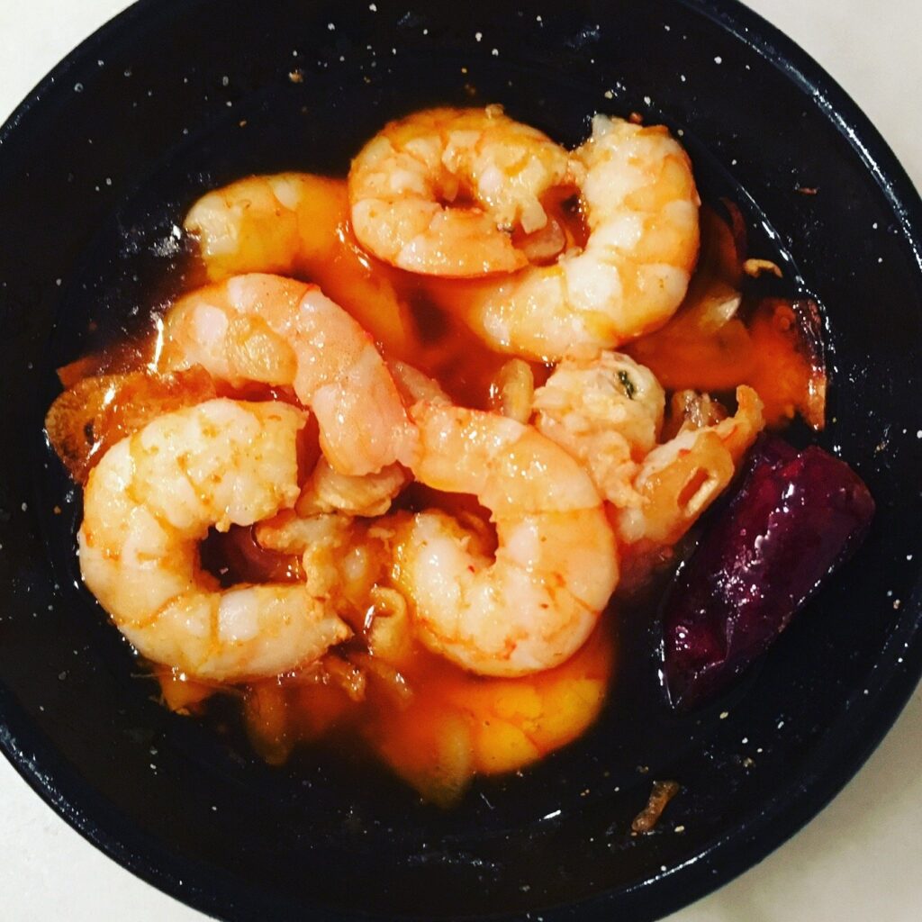 garlic prawns in pan