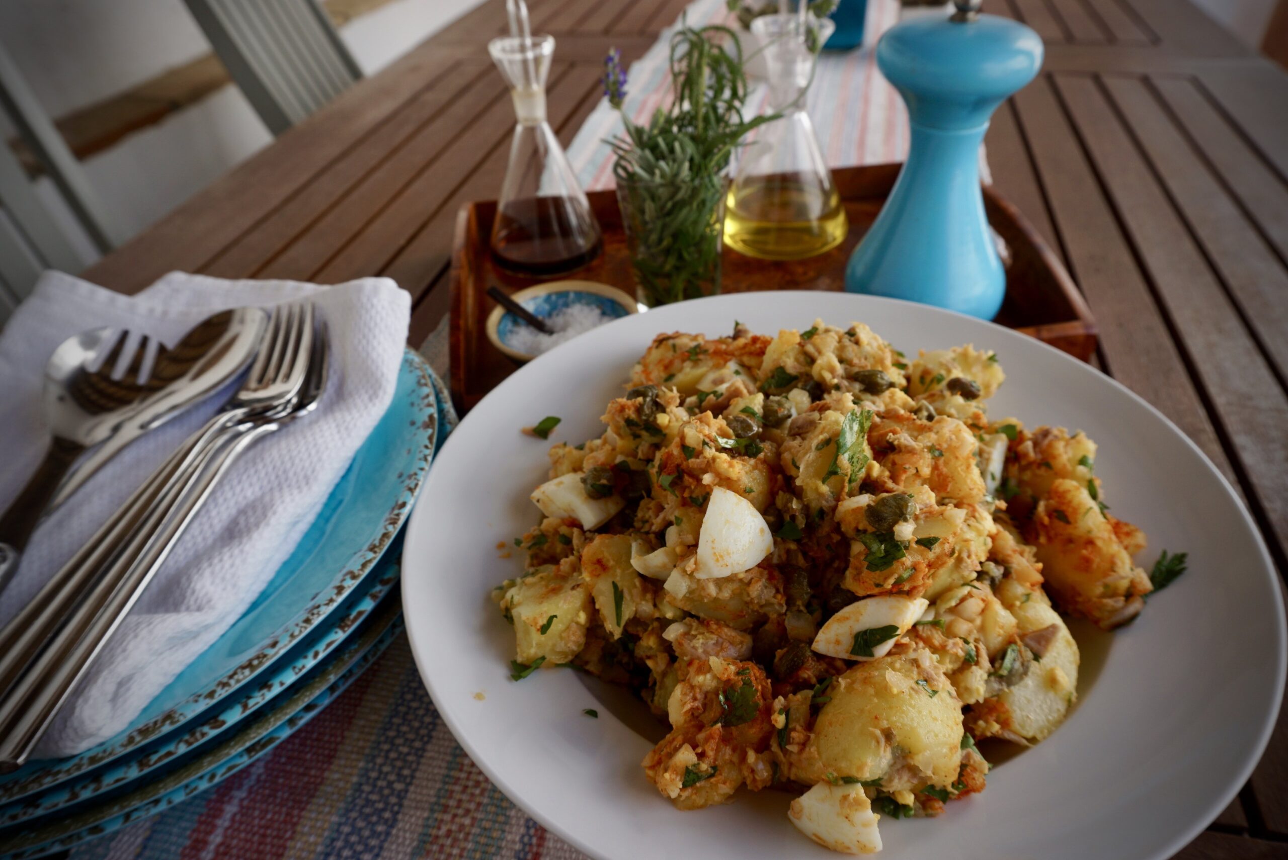 Tuna potato salad parsley