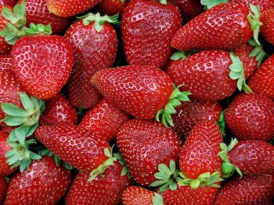 red strawberries